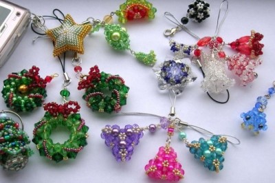 2023 Christmas Craft: Sustainable Ribbon and Recycled Material Ornaments